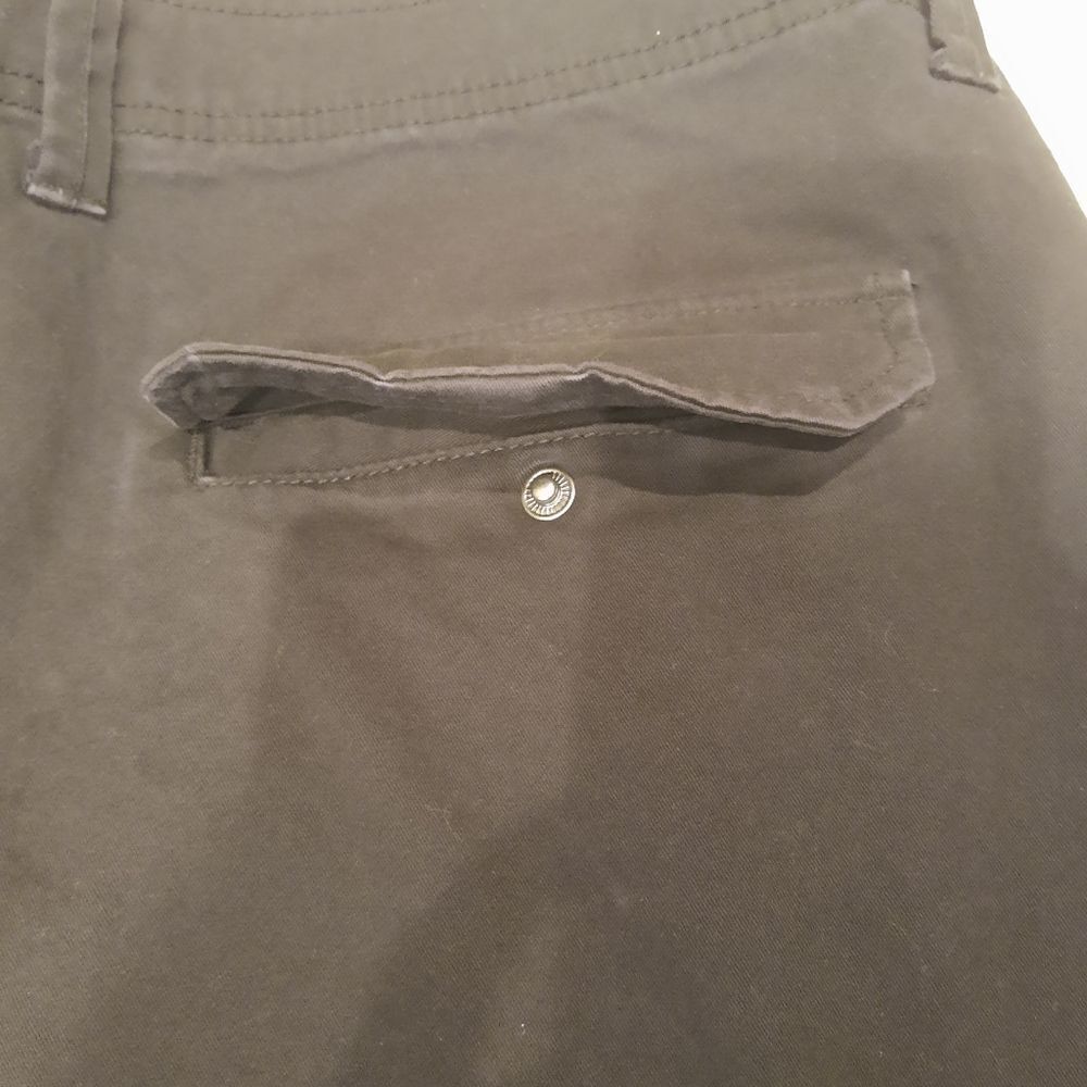 š
ŗGeorge Mens Black Cargo Shorts Size 36 - Picture 6 of 8